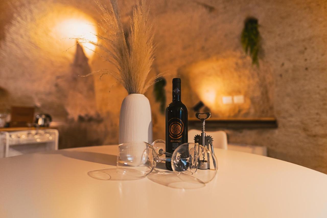 Sassi -Suite Inlapis - Casa Nella Pietra Matera Exterior foto